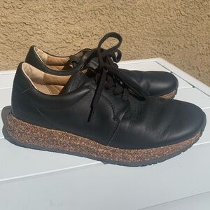 Birkenstock black leather shoelaces shoes size 37 L